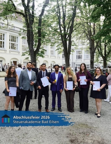 Minister Heere bei der Abschlussfeier in der Steuerakademie in Bad Eilsen anlässlich der Feierlichkeiten zum Abschluss des mittleren Dienstes